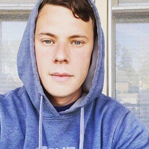 Meet your Posher, Logan